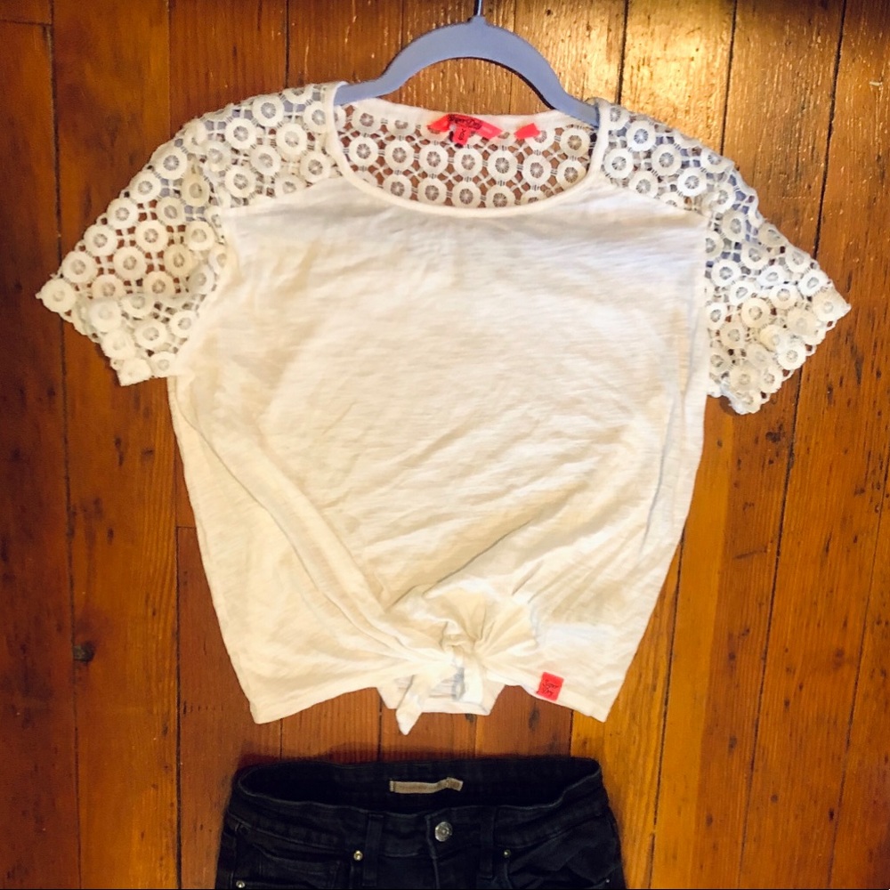 2/15 💜 NWOT Superdry XS Crop Top